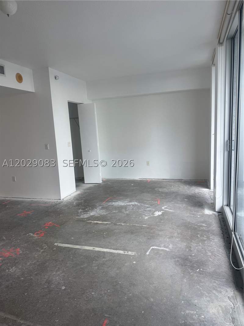 0 bedroom Condominium at 185 SW 7th St 3900, Latitude On The River Con, Miami — photo 3