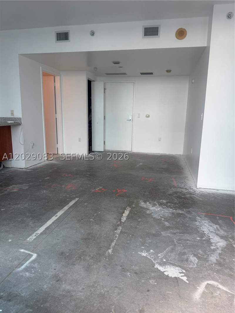 0 bedroom Condominium at 185 SW 7th St 3900, Latitude On The River Con, Miami — photo 5
