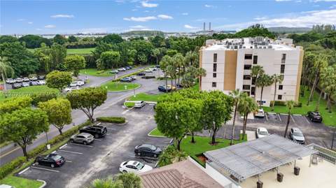 9735 NW 52nd St 209, Doral FL - photo 12 of 15