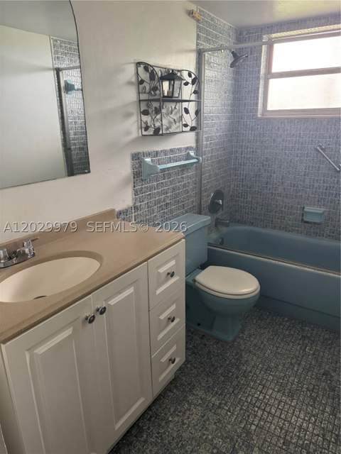 1710 NE 191st St 411-3, Miami FL - photo 7 of 16