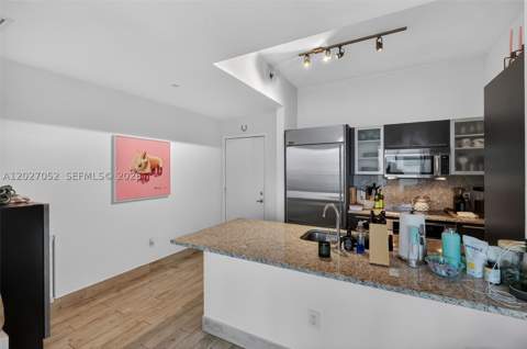 950 Brickell Bay Dr 4504, Miami FL - photo 7 of 28