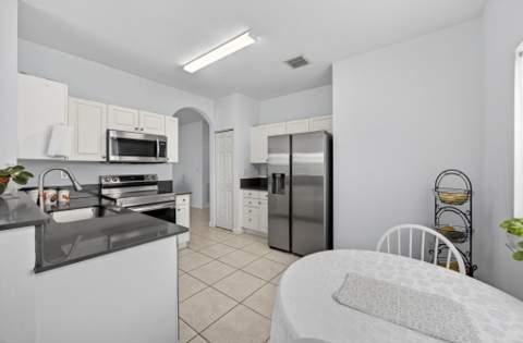 14215 SW 156th Avenue N, Miami FL - photo 17 of 47
