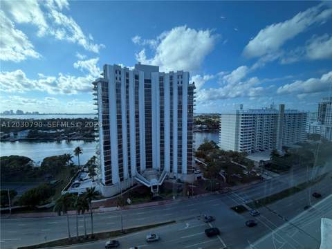 5445 Collins Ave 1506, Miami Beach FL - photo 16 of 27