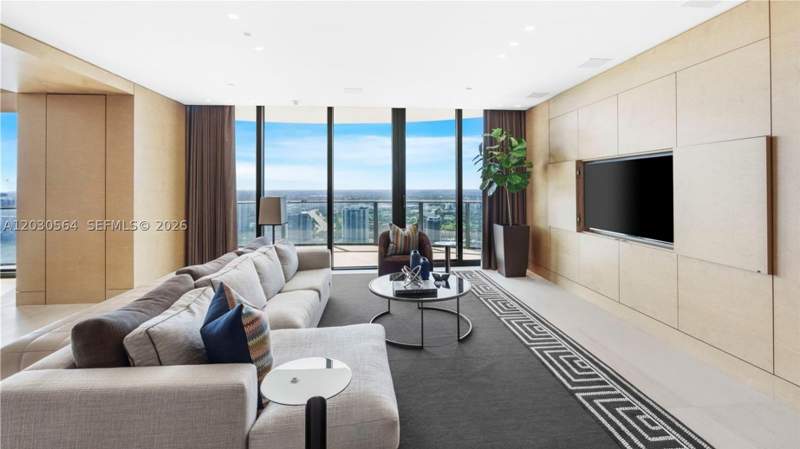 6 bedroom Condominium at 19575 Collins Ave Ph-43, Regalia Condo, Sunny Isles Beach — photo 4
