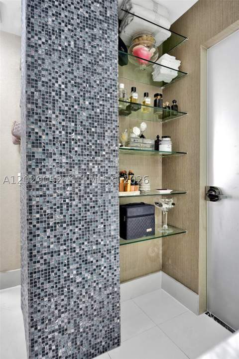 725 NE 22nd St 11E, Miami FL - photo 20 of 29