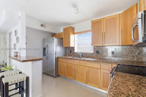 7680 SW 82nd St H121, Miami FL - photo 7 of 32