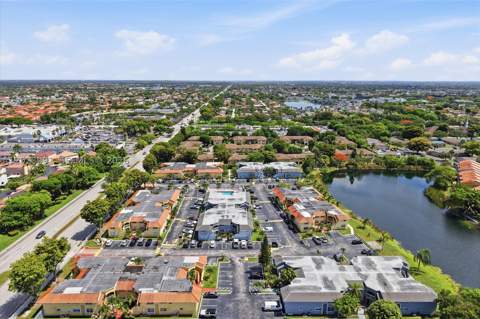 15635 SW 74th Cir Dr 11, Miami FL - photo 20 of 39