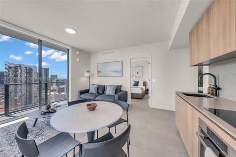 121 NE 5th St 3401, Miami FL - photo 10 of 39