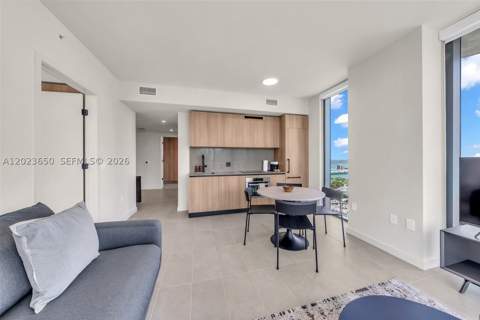 121 NE 5th St 3401, Miami FL - photo 12 of 39