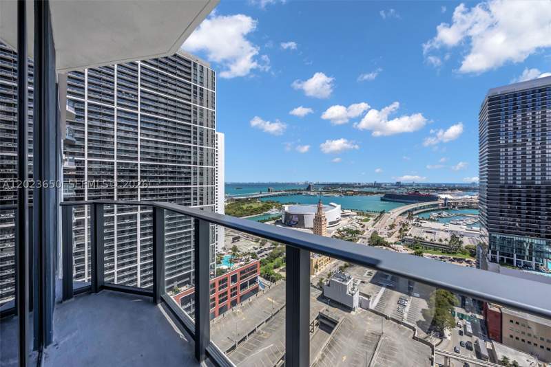 2 bedroom Condominium at 121 NE 5th St 3401, 501 1st, Miami — photo 5