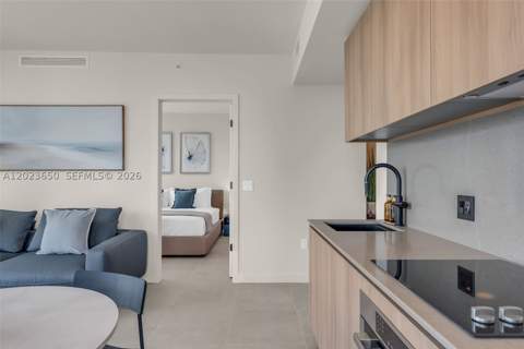 121 NE 5th St 3401, Miami FL - photo 7 of 39