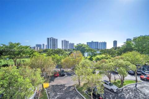 20355 NE 34th Ct 421, Aventura FL - photo 15 of 18