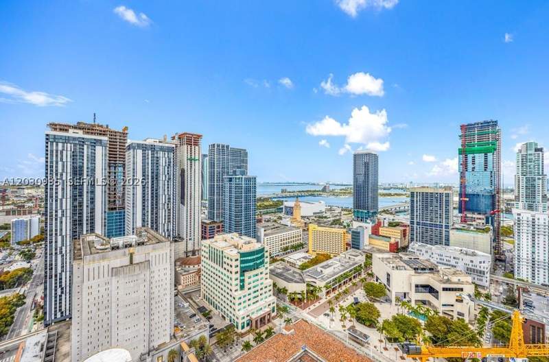 1 bedroom Condominium at 225 N Miami Ave 3507, District 225 Miami, Miami — photo 2
