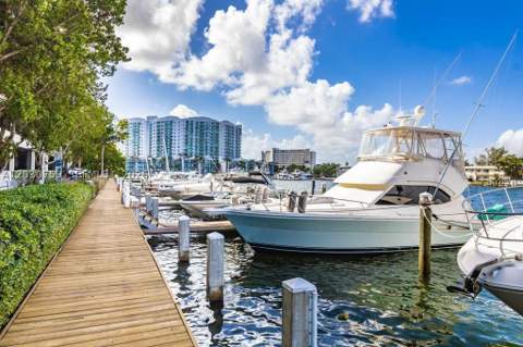 7928 East Dr 1604 + Den, North Bay Village FL - photo 17 of 18