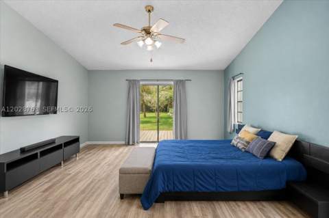 1571 NW 20th St, Homestead FL - photo 18 of 59