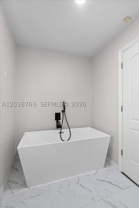 1571 NW 20th St, Homestead FL - photo 23 of 59