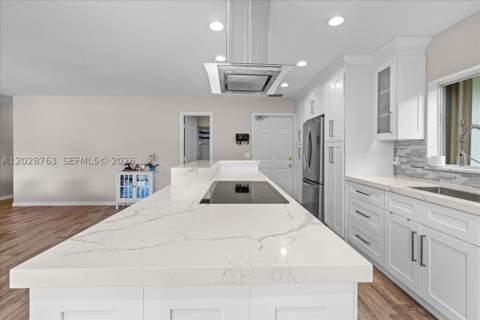 1571 NW 20th St, Homestead FL - photo 8 of 59