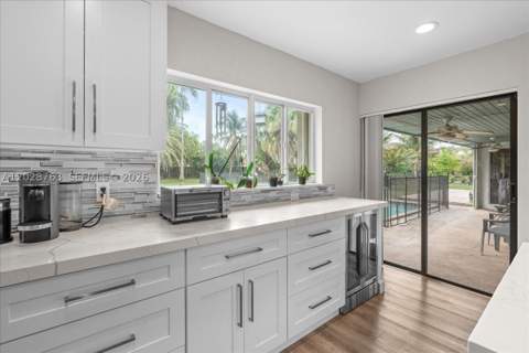 1571 NW 20th St, Homestead FL - photo 9 of 59