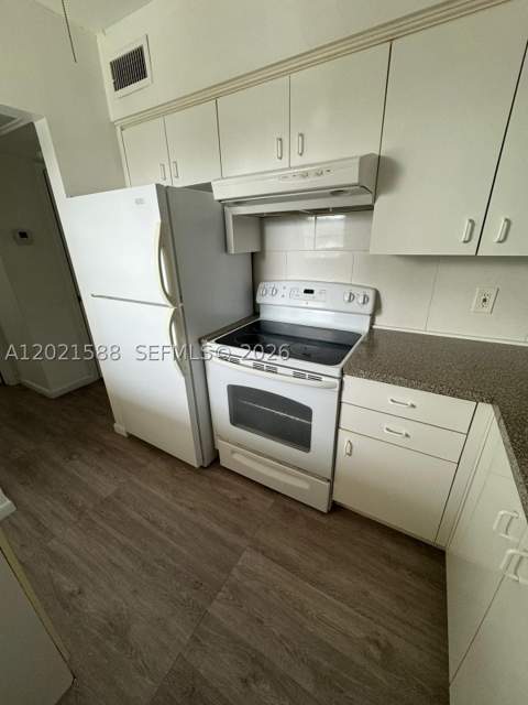 20201 NE 29th Ct D329, Aventura FL - photo 10 of 37