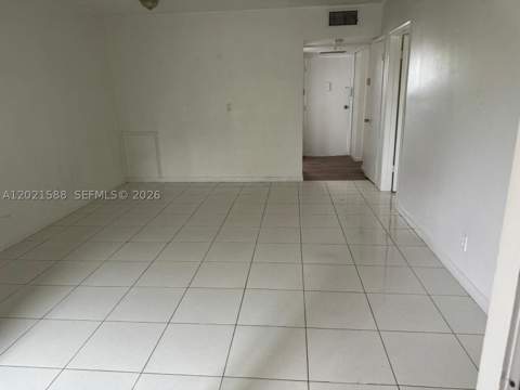 20201 NE 29th Ct D329, Aventura FL - photo 17 of 37
