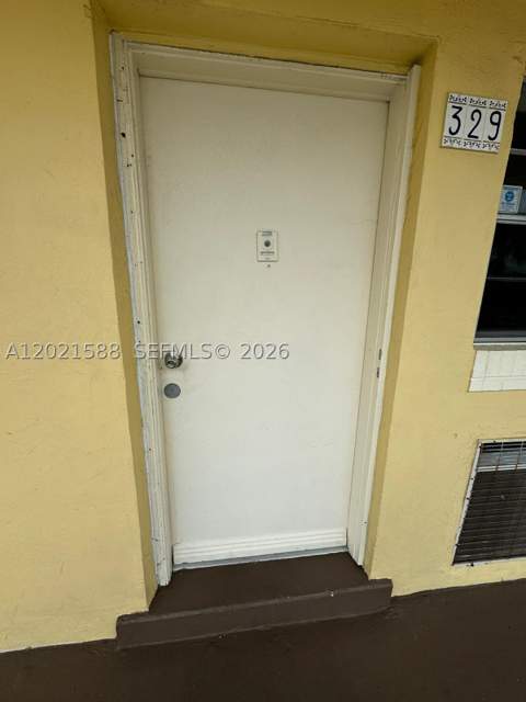 20201 NE 29th Ct D329, Aventura FL - photo 18 of 37