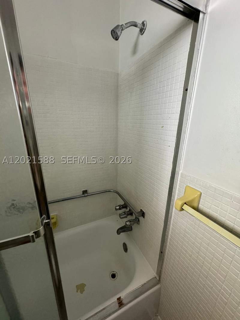 1 bedroom Condominium at 20201 NE 29th Ct D329, Bisc Lake Gardens Condo N, Aventura — photo 5