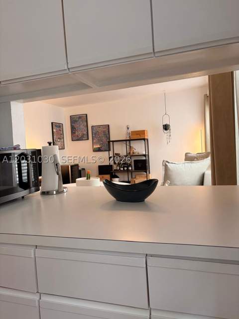 1308 Drexel Ave 311, Miami Beach FL - photo 12 of 32