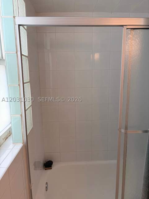 1308 Drexel Ave 311, Miami Beach FL - photo 15 of 32