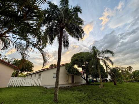 18145 NW 61st Ave, Hialeah FL - photo 24 of 25