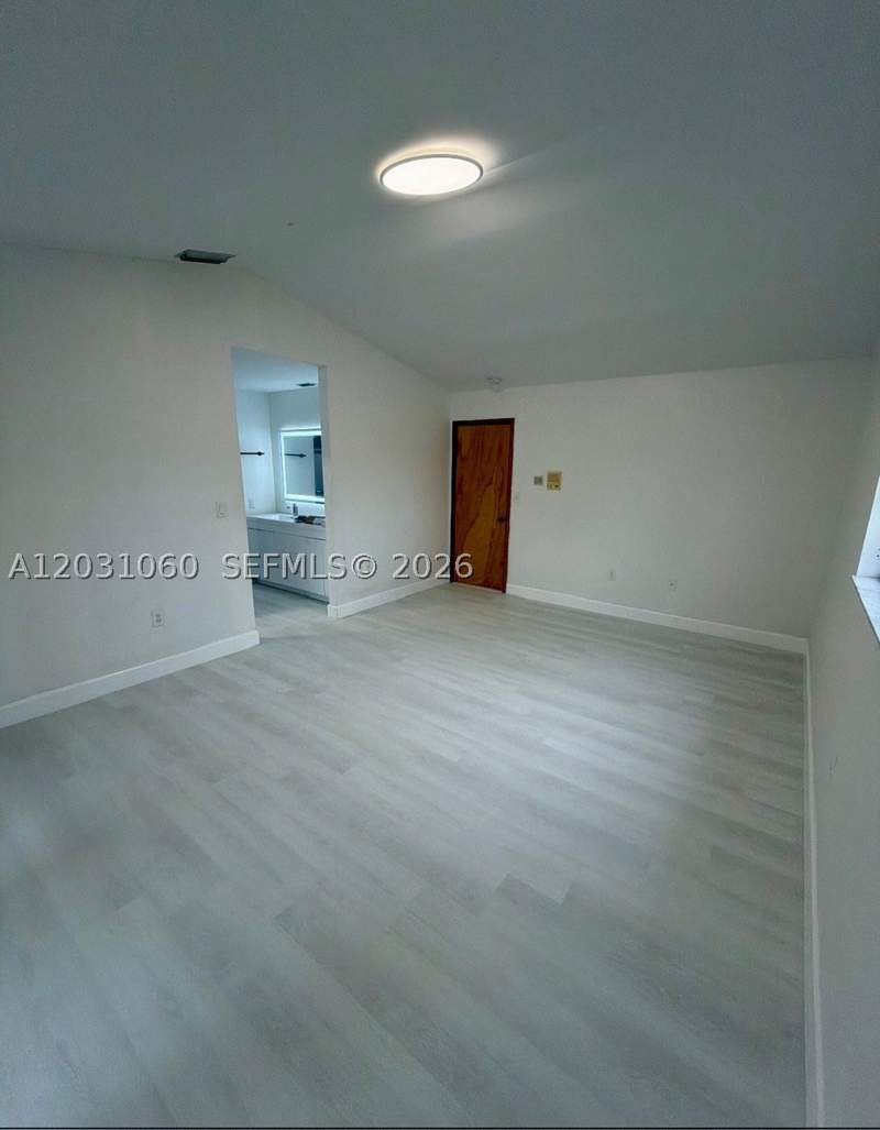 3 bedroom SingleFamilyResidence at 18145 NW 61st Ave, Harbour Sub, Hialeah — photo 4