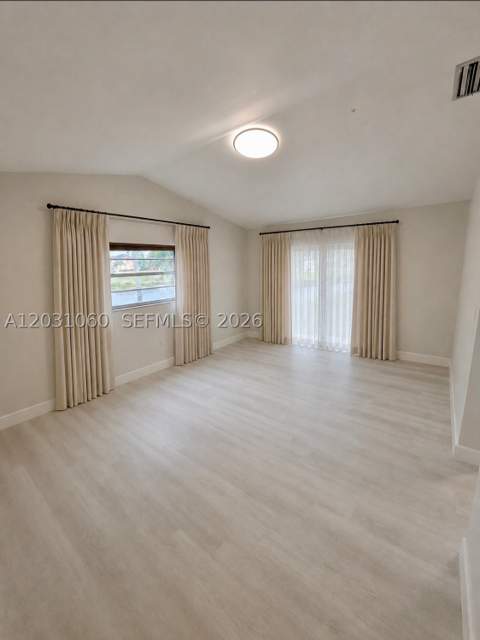 18145 NW 61st Ave, Hialeah FL - photo 8 of 25