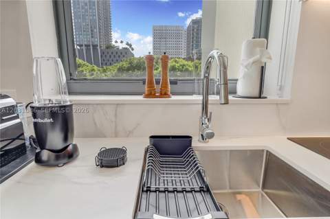 11 NE 6th St 301, Miami FL - photo 24 of 30