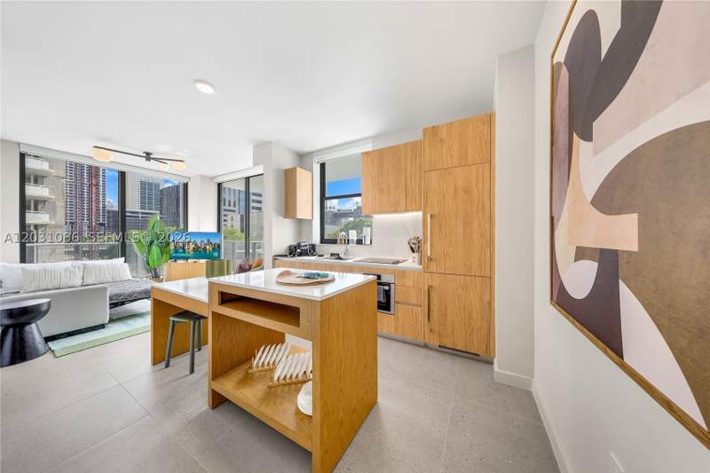 2 bedroom Condominium at 11 NE 6th St 301, The Crosby Miami, Miami — photo 3