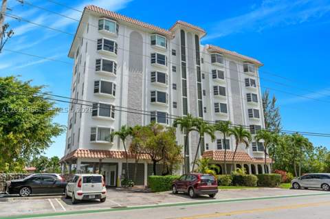 9341 E Bay Harbor Dr Ph-B, Bay Harbor Islands FL - photo 17 of 34