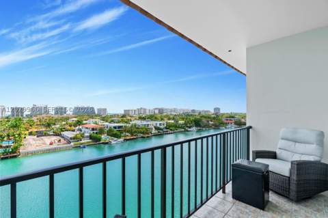 9341 E Bay Harbor Dr Ph-B, Bay Harbor Islands FL - photo 19 of 34