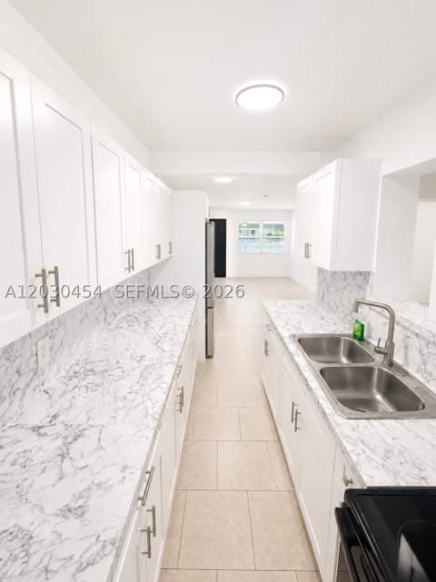 20600 SW 118th Pl, Miami FL - photo 9 of 10