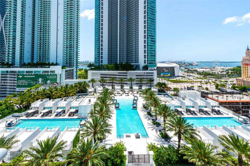 1 bedroom Condominium at 851 NE 1st Ave 1705, Paramount Miami Worldcente, Miami — photo 2