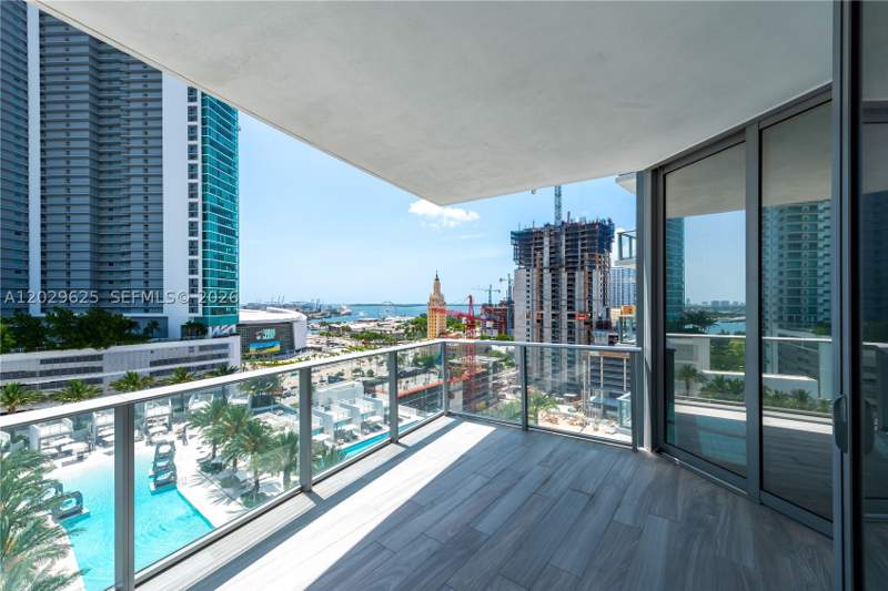 1 bedroom Condominium at 851 NE 1st Ave 1705, Paramount Miami Worldcente, Miami — photo 4
