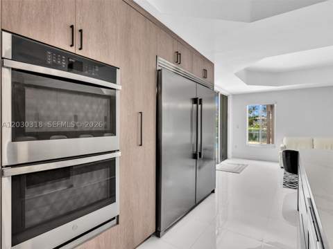 8052 NW 161st Ter, Miami Lakes FL - photo 18 of 49