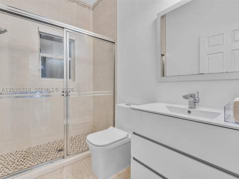 8052 NW 161st Ter, Miami Lakes FL - photo 22 of 49