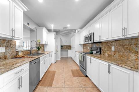 11375 SW 113th Ter, Miami FL - photo 12 of 47