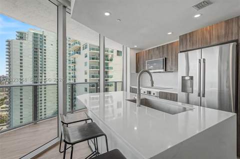 488 NE 18th St 3101, Miami FL - photo 8 of 33