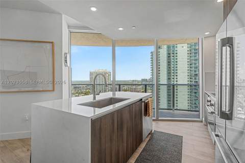 488 NE 18th St 3101, Miami FL - photo 9 of 33