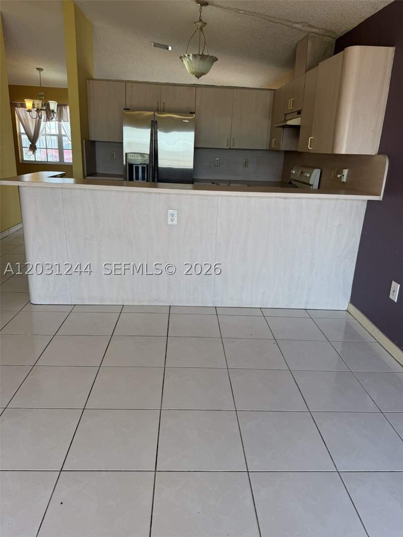 4 bedroom SingleFamilyResidence at 13752 SW 156th St, P A At Coral Reef, Miami — photo 3