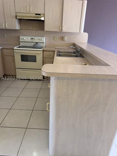 13752 SW 156th St, Miami FL - photo 6 of 15
