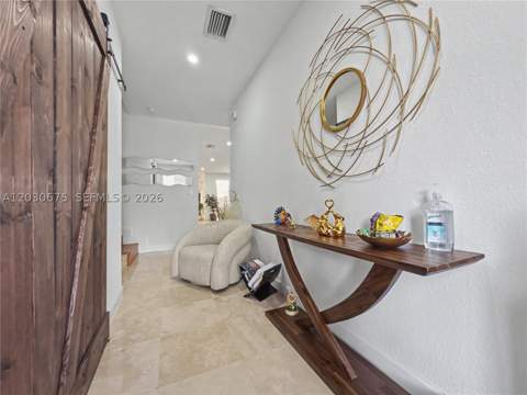 10718 NW 76th Ln, Doral FL - photo 10 of 36