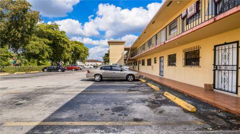 4390 W 12th Ln 18B, Hialeah FL - photo 20 of 24