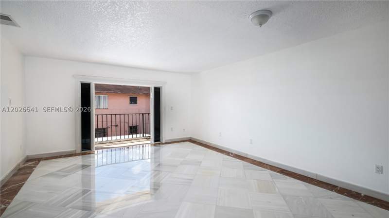2 bedroom Condominium at 4390 W 12th Ln 18B, Lefkas Condo, Hialeah — photo 5