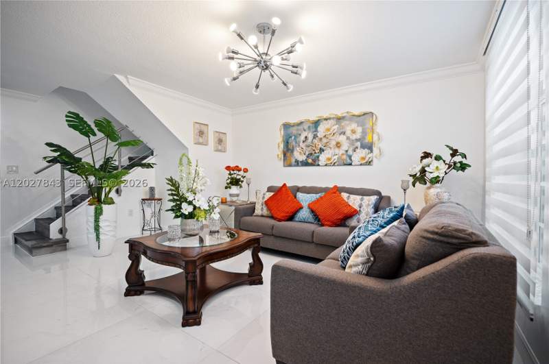 3 bedroom SingleFamilyResidence at 16278 SW 97th Ter, Monaco Estates At Kendall, Miami — photo 4