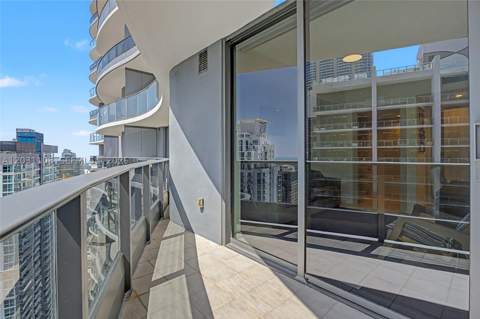 1000 Brickell Plz 4609, Miami FL - photo 18 of 90